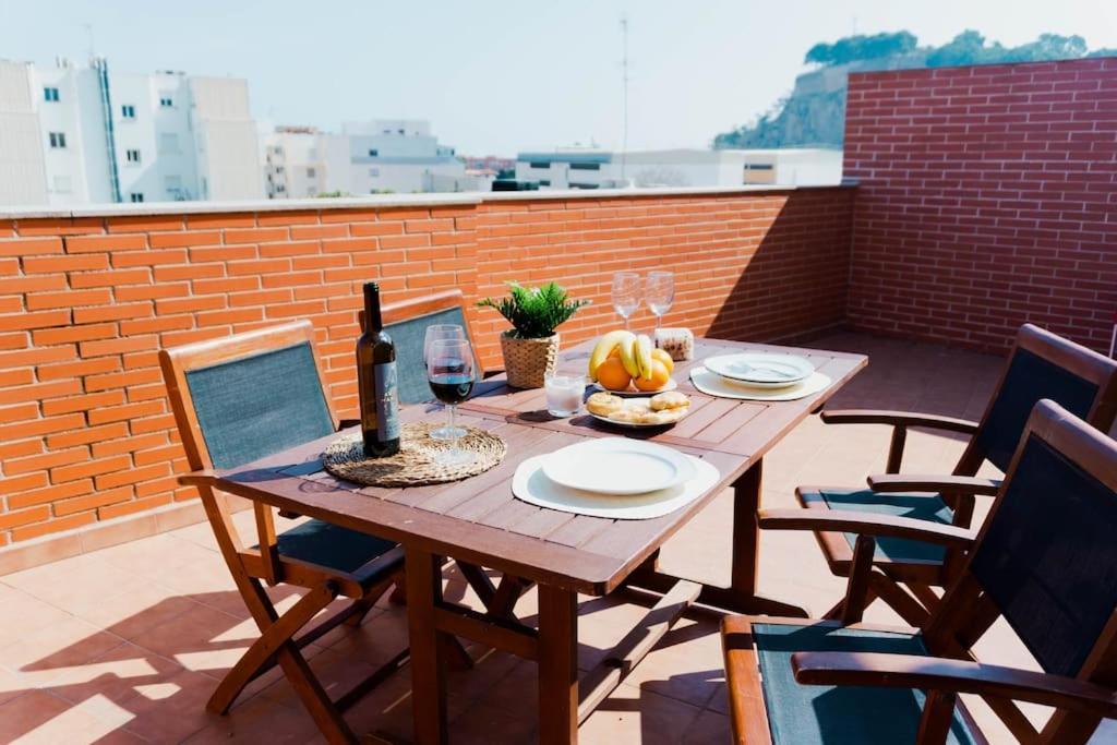 Atico Centrico Apartment เดเนีย ภายนอก รูปภาพ